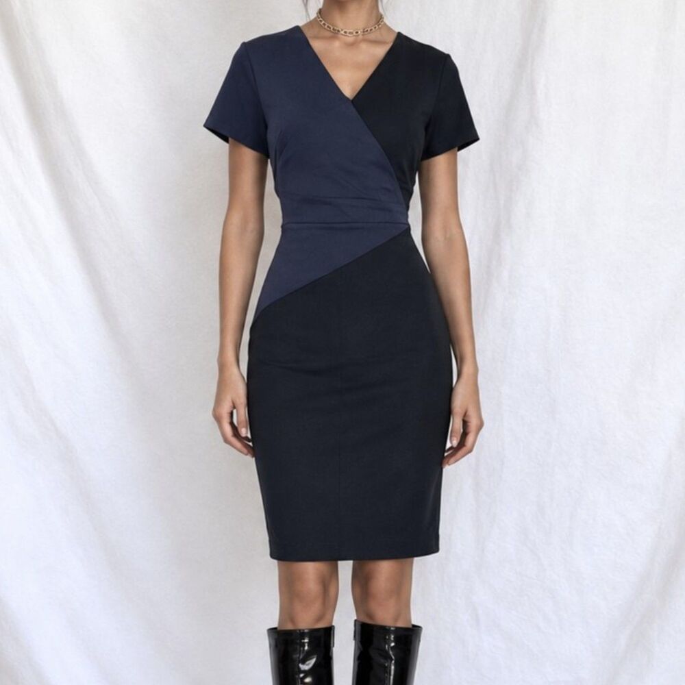 Vintage Y2K Blue Black Colorblock Knit Knee Length Short Sleeve Dress Size M